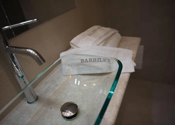 Barrile's בית הארחה